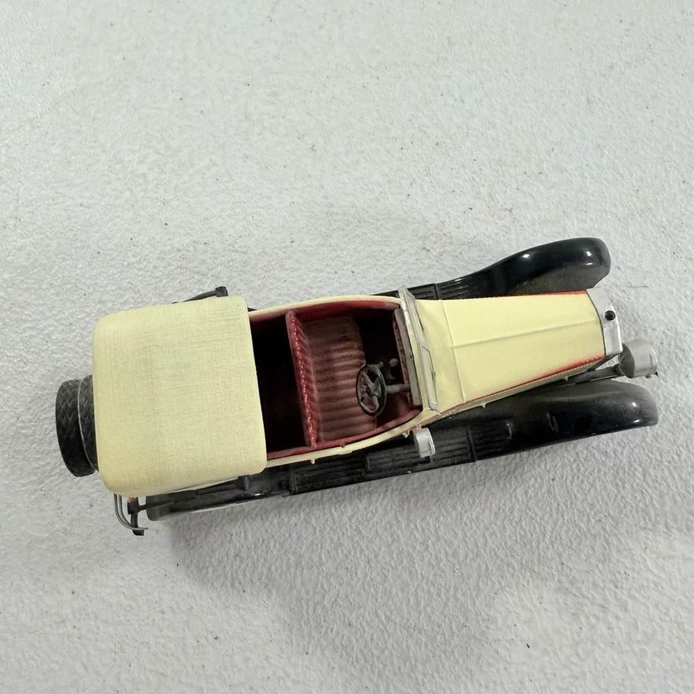 Rio 1929‎ Isotta Fraschini Tipo 8a Spyder 1/43 Scale Model Car Made In Italy